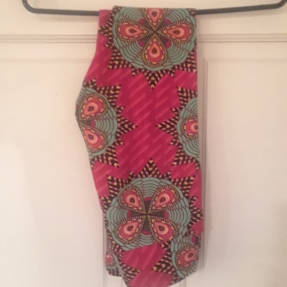LuLaRoe Pants - LuLaRoe OS Leggings